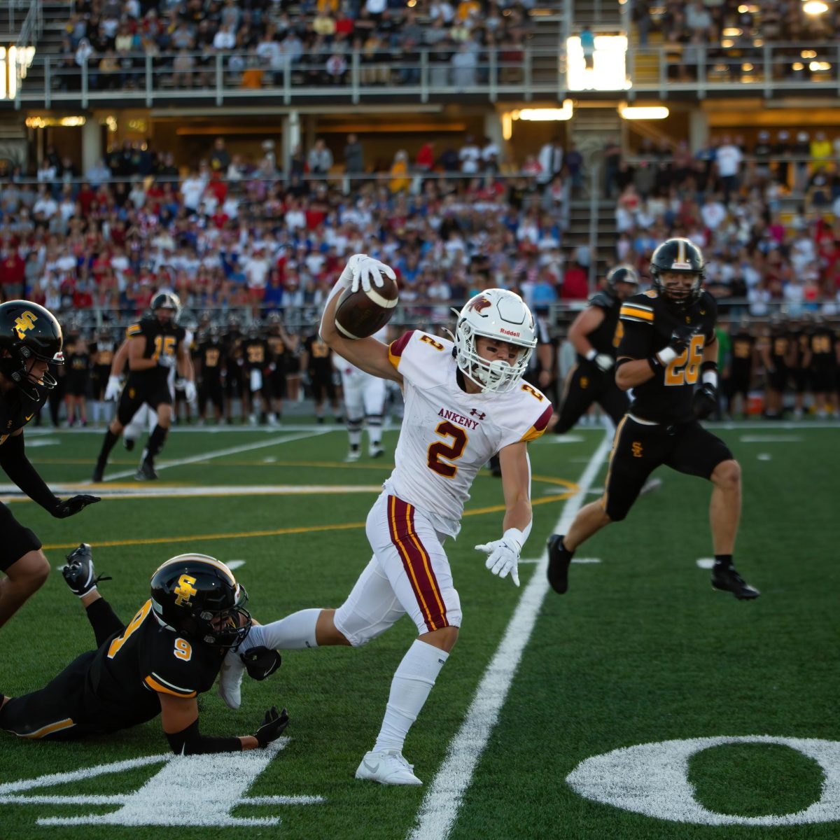 Senior Evan Irlmeier evades the Rams’ defense.