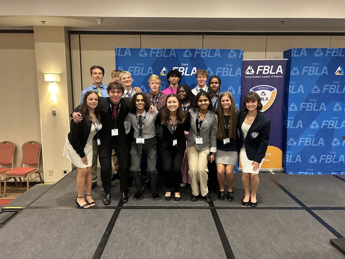 Ankeny FBLA poses at the FBLA State Fall Leadership Conference (SFLC) in Des Moines.