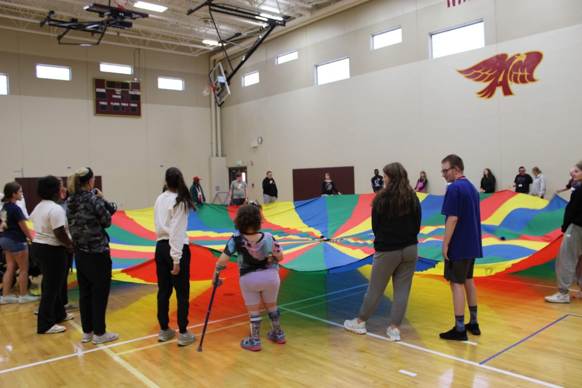 As P.E.O.P.E.L. P.E. members participate in Circle of Friends events, they reportedly discovered an enriching space where everyone is encouraged to shine, regardless of background or abilities. This supportive setting allows students to collaborate and communicate, enhancing social skills while nurturing a deep sense of belonging. In turn, the diverse participants continue to breathe new life into the P.E.O.P.E.L. P.E. program at Ankeny High School, bringing different perspectives and experiences that enrich every game and activity.