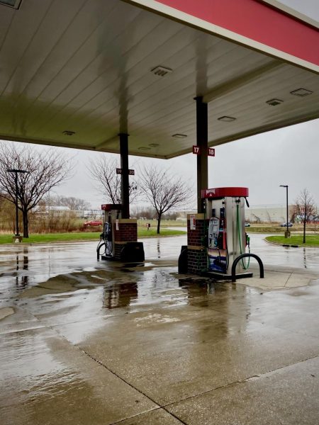 Prices rising, tariffs increase, and inflation skyrockets, showing effects in our economy. According to Cooper Worth from the Des Moines Register, Intervention with Iran has created slower economic rates and financial instability among our community. These conflicts have created roadblocks for many necessary resources, specifically gasoline and its affordability, along with its reliance. Photo captured by Mili Lopez
